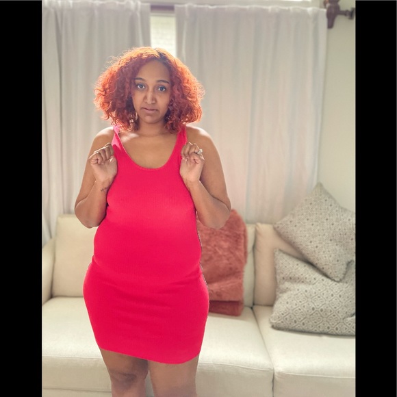 Calvin Klein Dresses & Skirts - Ribbed graphic bodycon dress